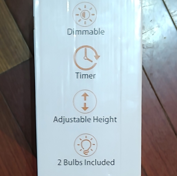 Briever Elegant Glass Candle Warmer with Wooden Base - Picture 3 of 4